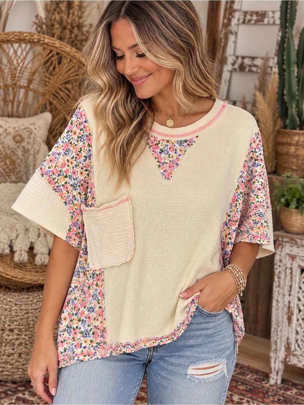 BiBi Cream Floral-Trim Short Sleeve Pullover